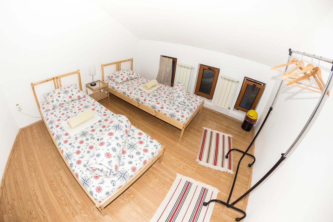 Exit Routine Hostel Тимишоара Екстериор снимка