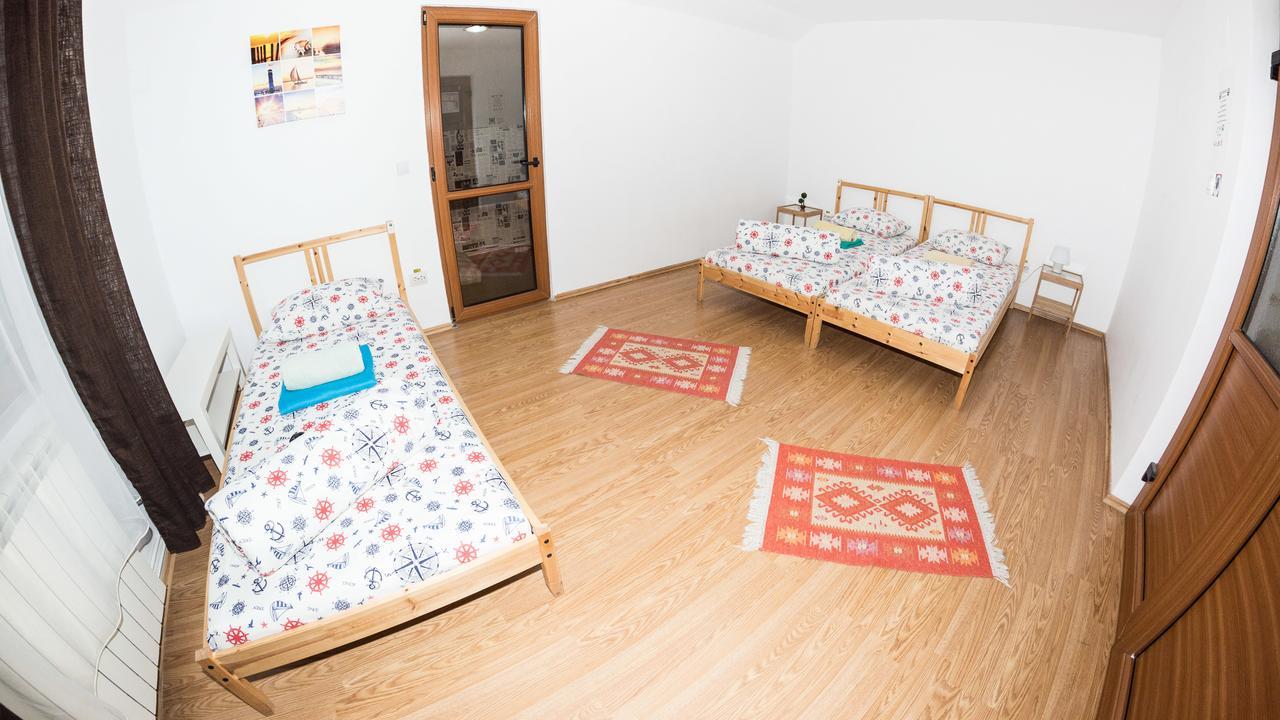 Exit Routine Hostel Тимишоара Стая снимка